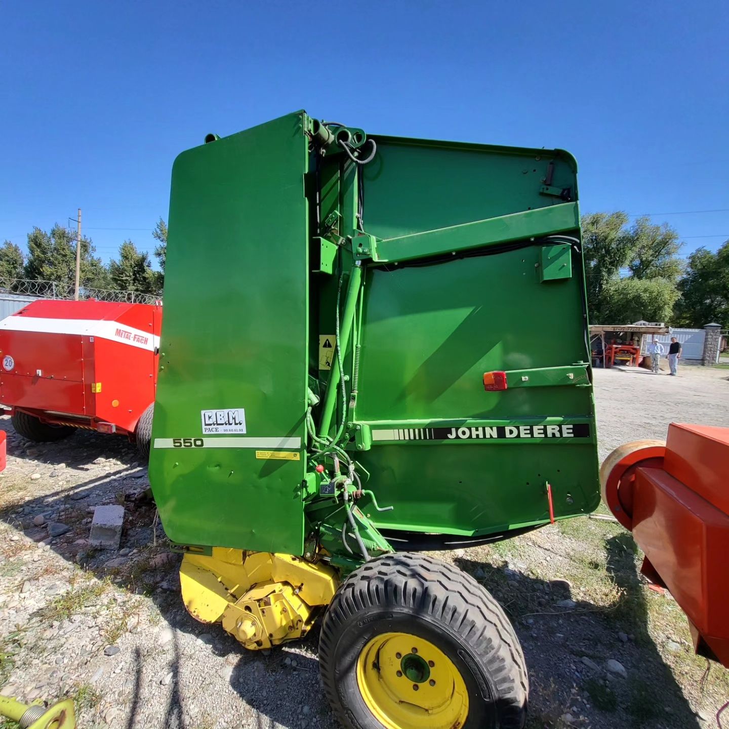 Пресс подборщик JOHN Deere 550