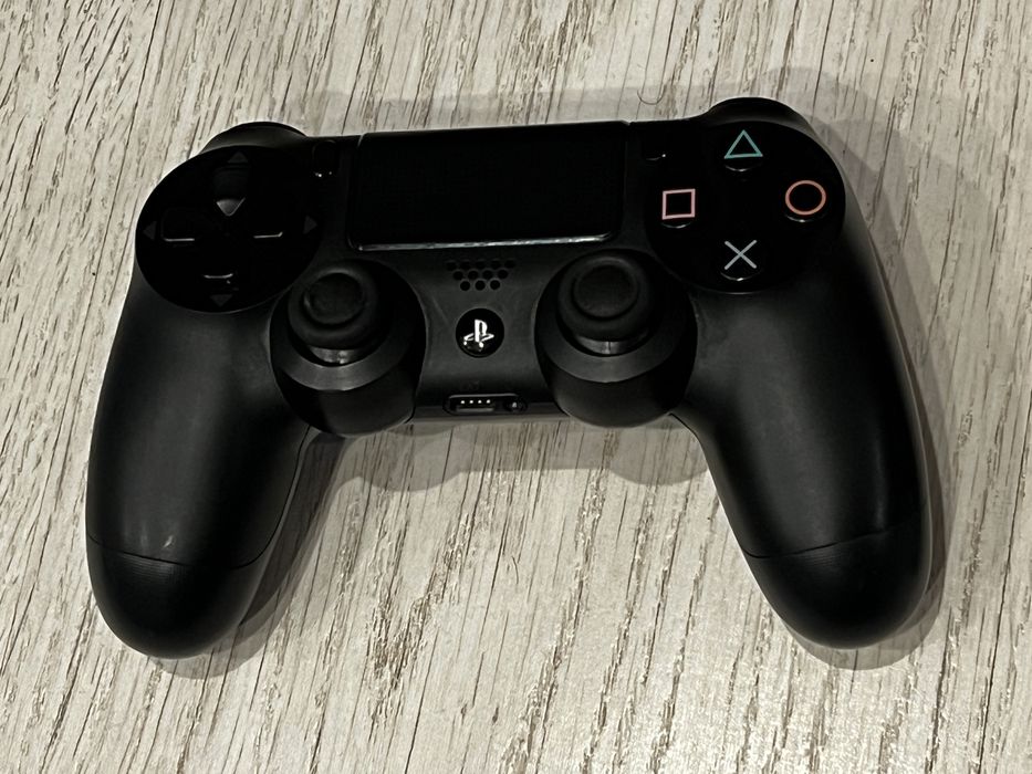 Consola PS4 Slim, 1Tb, Firmware 12.00, controller original