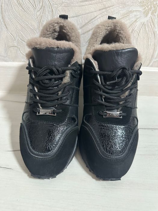 Кроссовки зимние