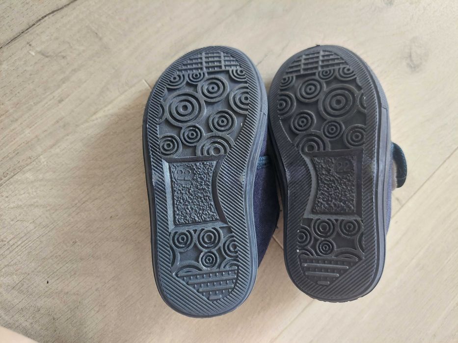 Детски пантофи/топлинки Колев и Колев