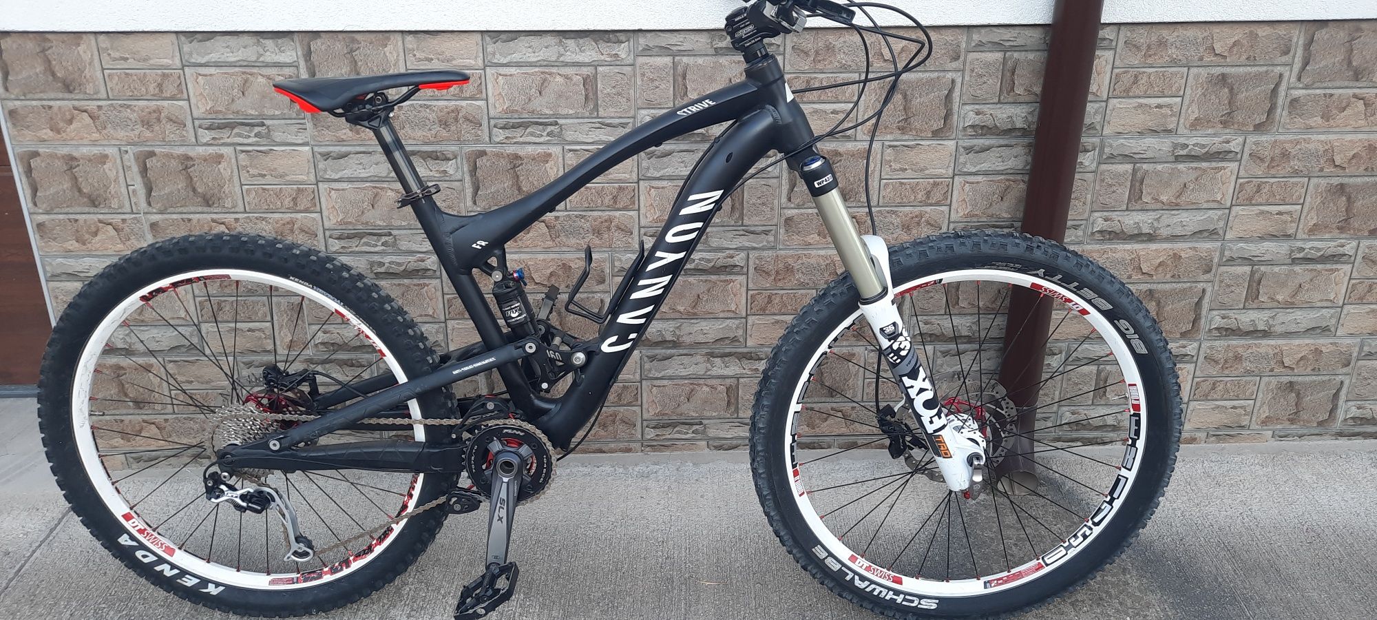 CANYON Strive 26"