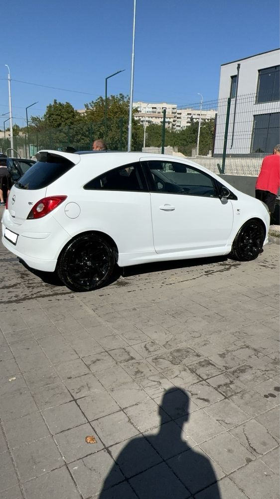 Opel Corsa OPC LINE