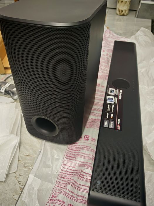 LG Sound bar 3.1 Dolby Atmos Nou