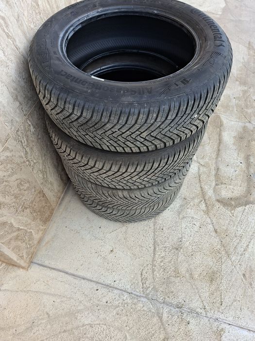 Свесезонни гуми 215 60 R 17