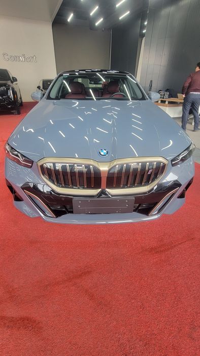 BMW I e Drive 35L