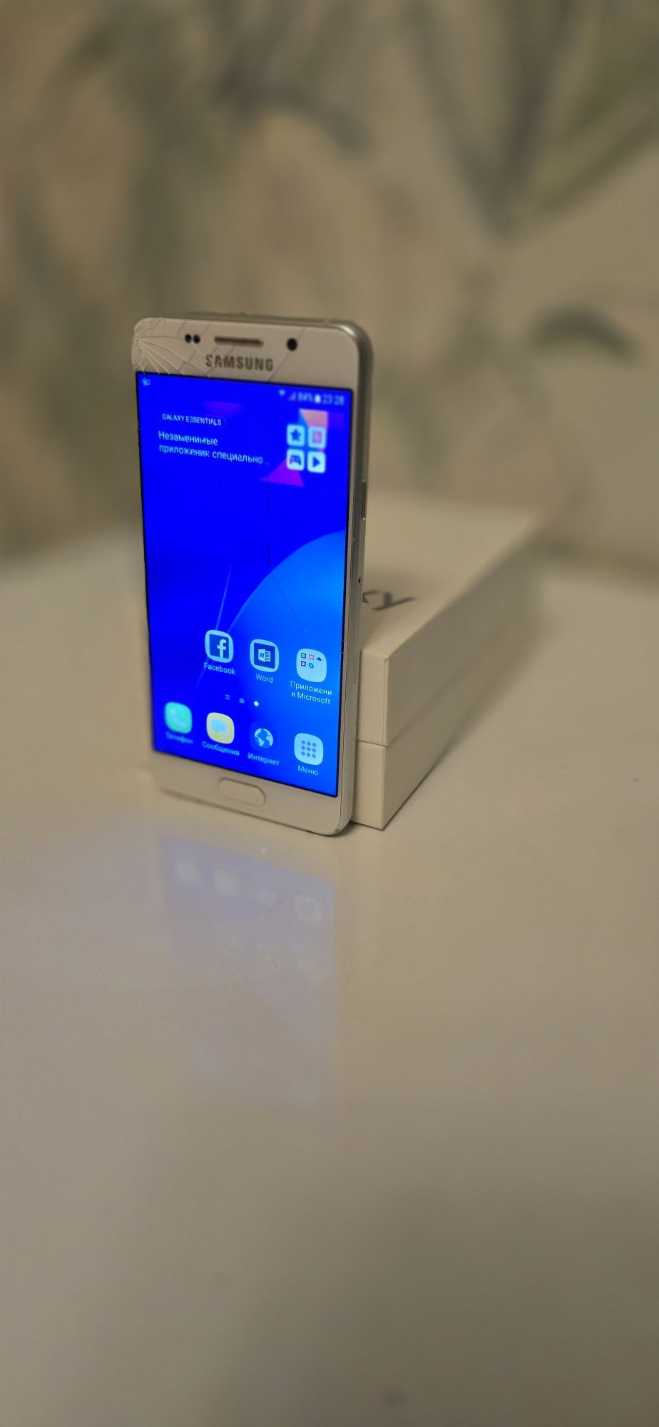 Samsung A3, 2016, 16 GB