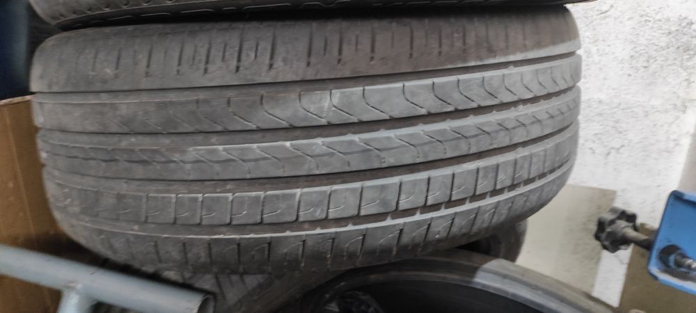 Гуми 255/45/20 Дот 1518