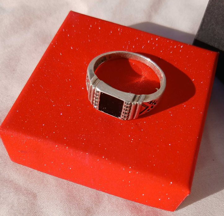 Мужской серебряное кольцо 925