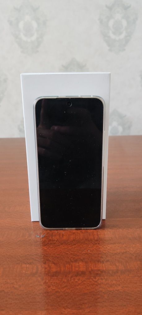 Продам новый HONOR 400