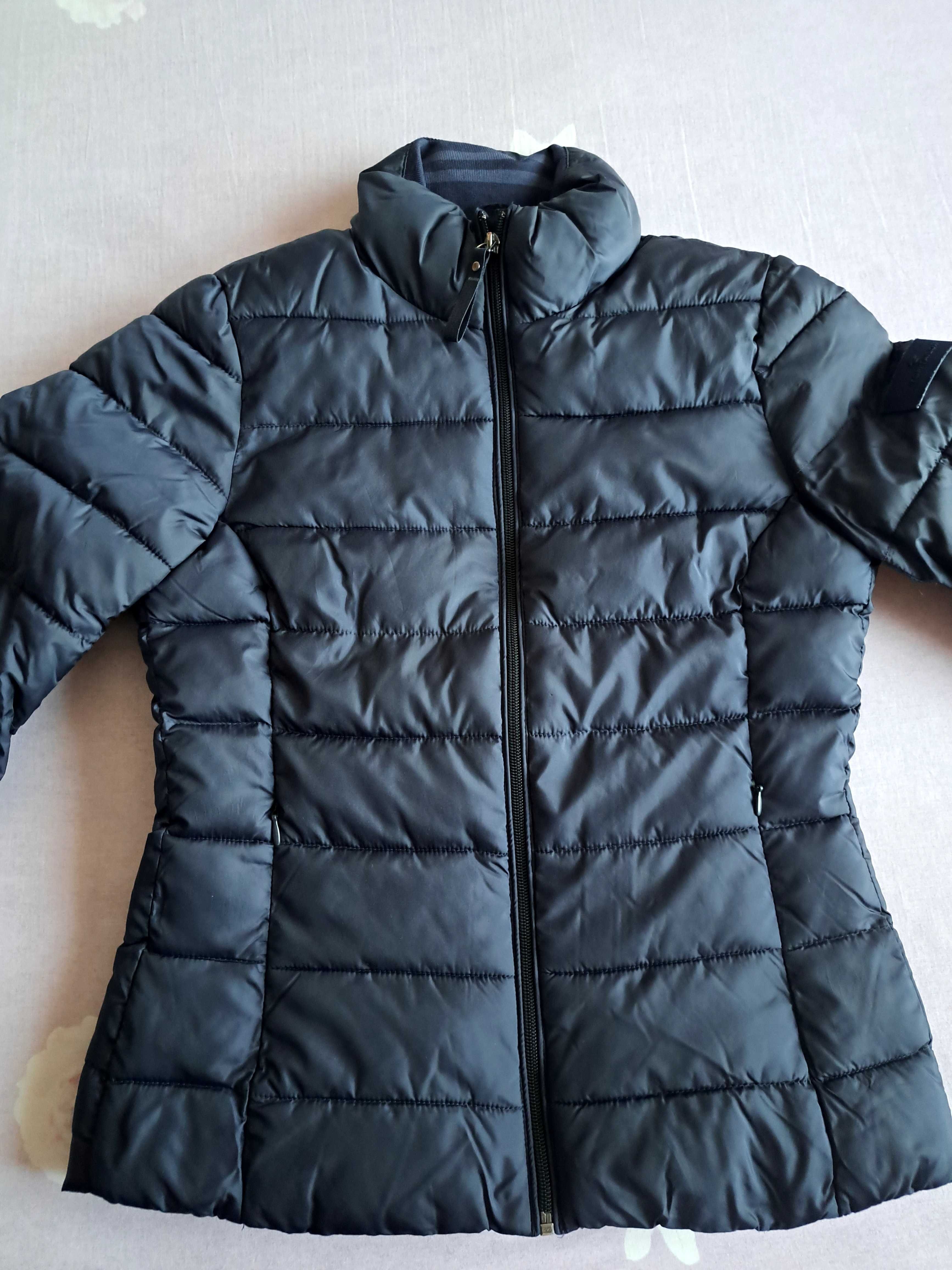 Продавам есенно Яке Tom Tailor