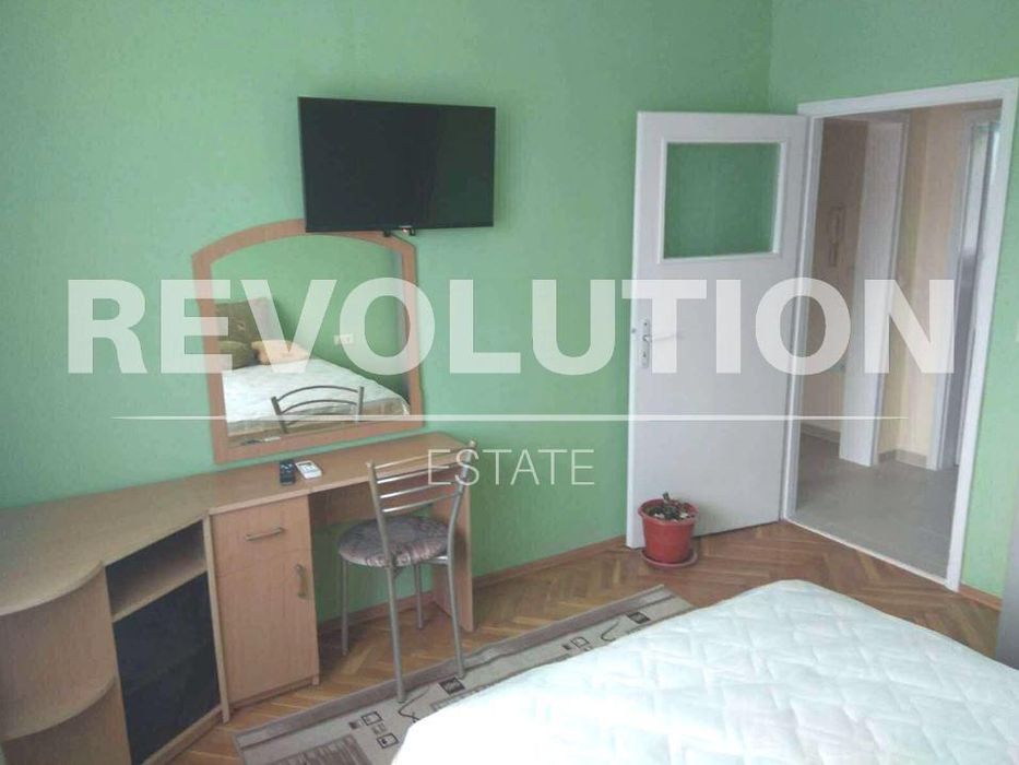 Дава се под наем Тристаен апартамент в Варна, Левски - 60 кв.м за 475 € - Снимка #4