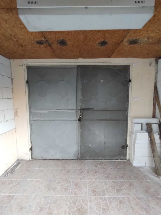 Гаражни врати ламарина