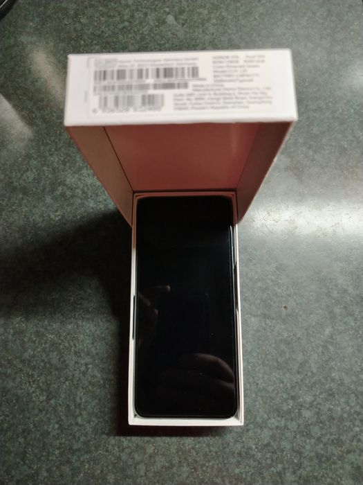 Продавам Honor X7b, 5330 mAh. батерия, 108+5 MP камера, 2 г. гаранция