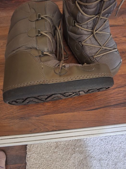 Ботуши чисто нови