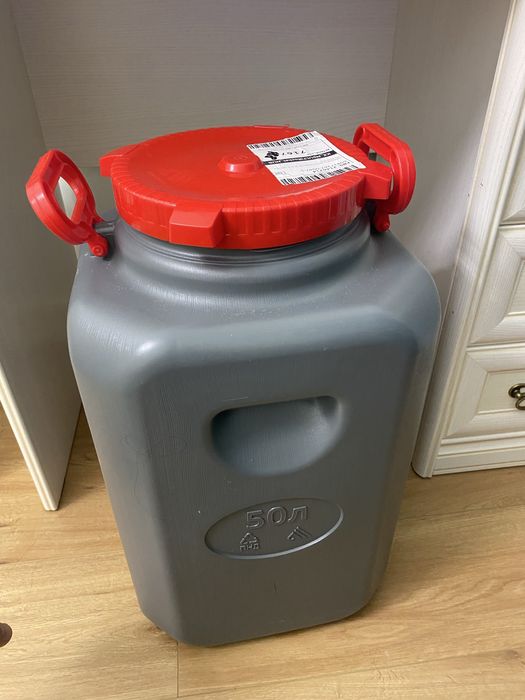 Бидон 50 л квадрат