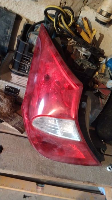 Продаётся оригальная фара huindai accent/solaris