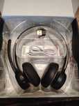 безжични слушалки с микрофон (headset).