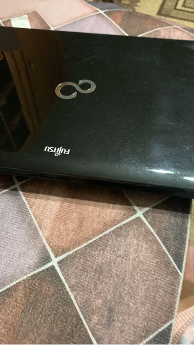 Ноутбук компьтер монитор