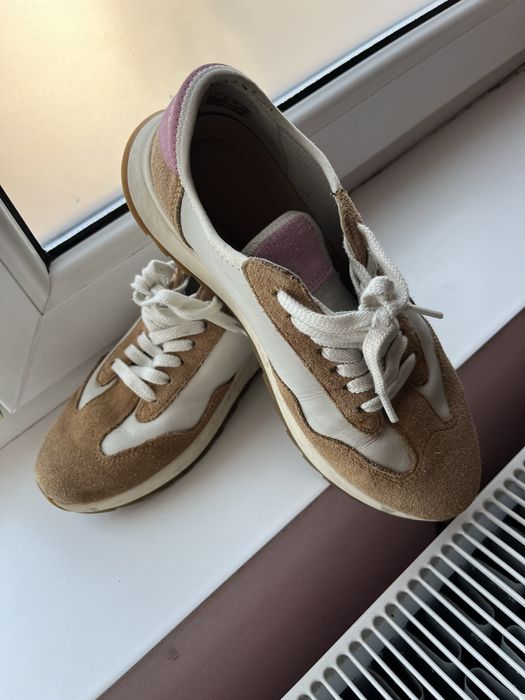 Adidasi Clarks piele 39