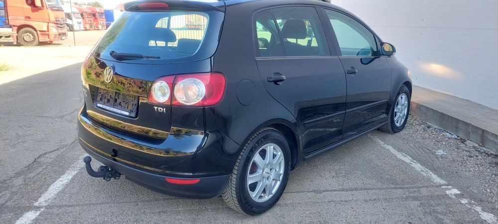 Vând Vw Golf 5 Plus 2008 Recent Adus 1.9 tdi 105cp