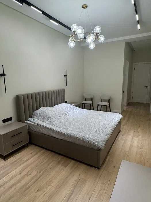 Сдам 2/4/9 Квартиру С Новым Ремонтом В Дружбе Народов  454*