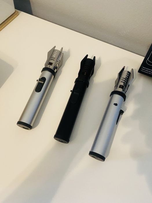 Bricheta flacara mare.