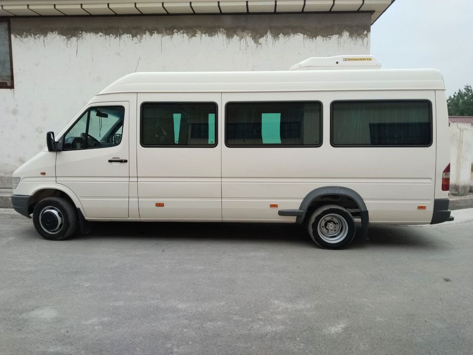 Mersides-bens sprinter сотилади