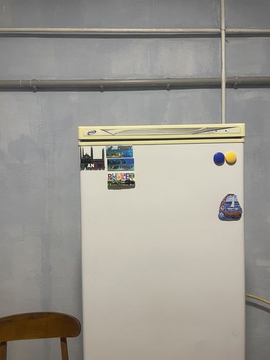 Холодильник б/у  істемей тұр жөндеуге келеді