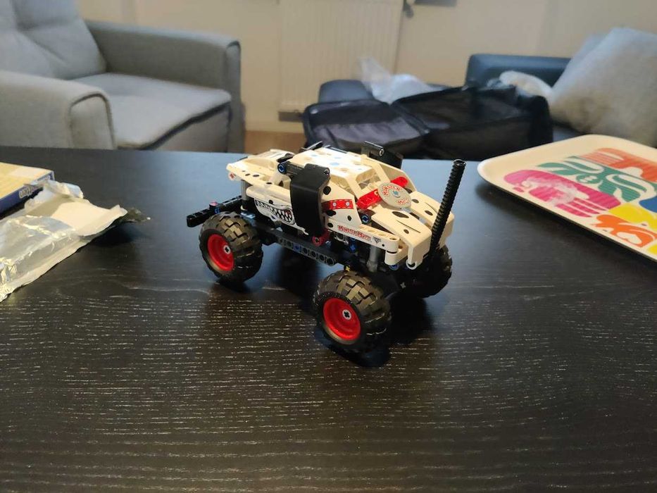 Lego 42150 Monster Jam Monster Mutt Dalmatian, Asamblat
