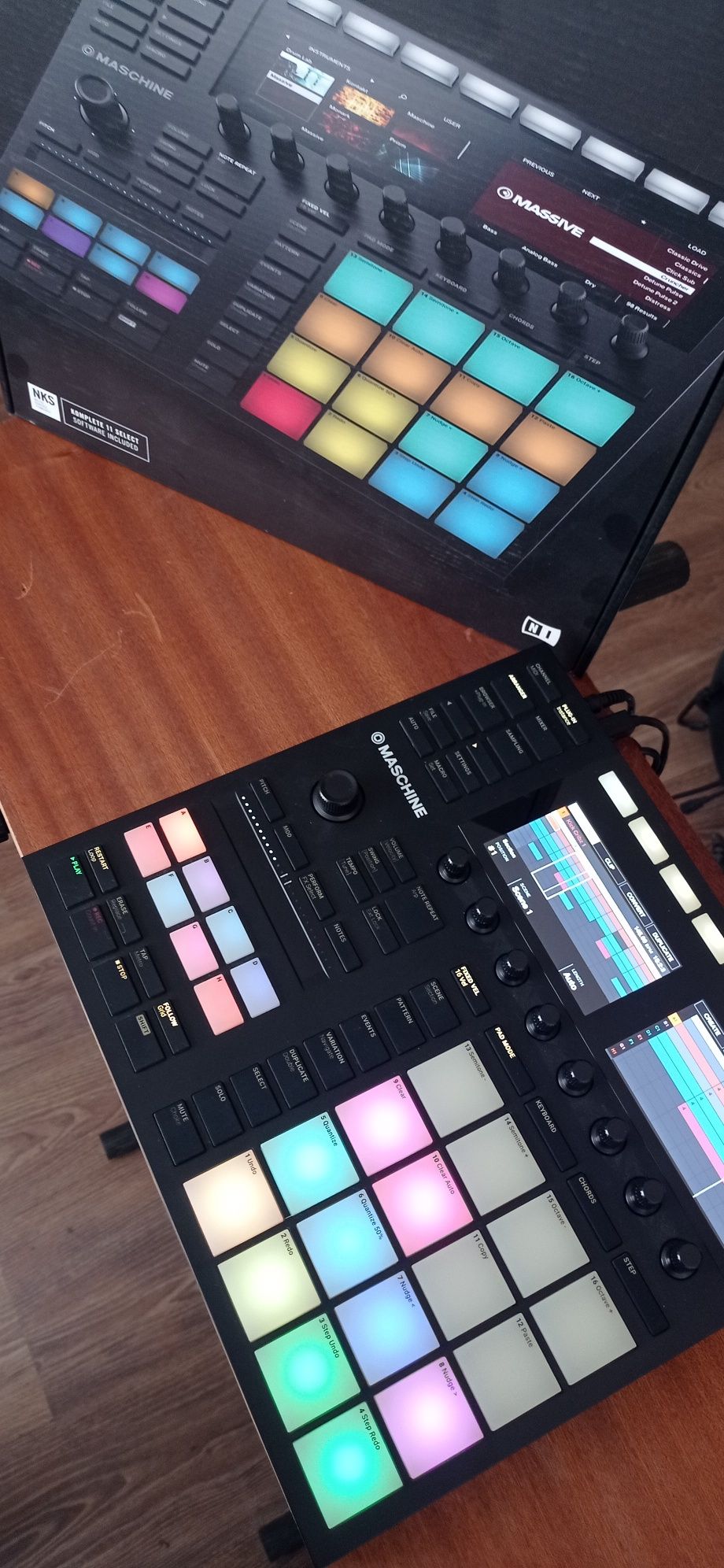 Native Instruments MASCHINE MK3