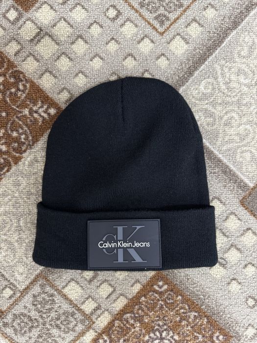 Шапка Calvin Klein Jeans