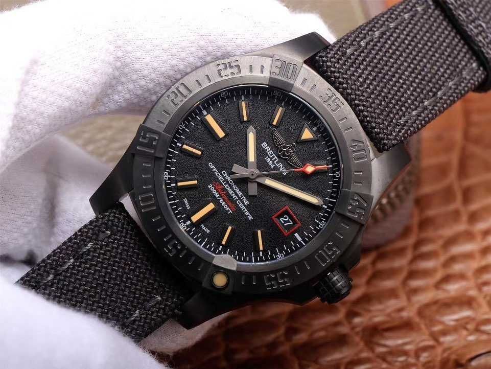 Breitling blackbrid черен