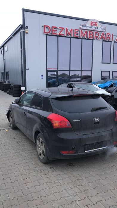 Dezmembram Kia Ceed 1.4 B an fabr. 2008