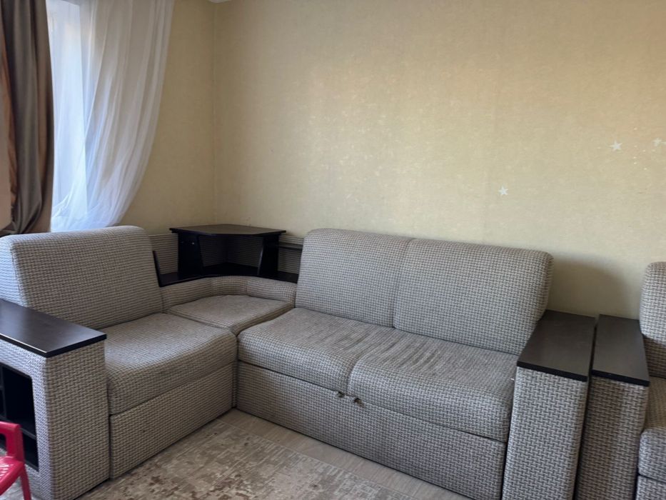 Продам диван в отличном состоянии.