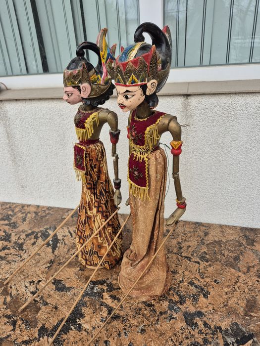 Vând Statueta made in Indonezia 63 cm inaltime