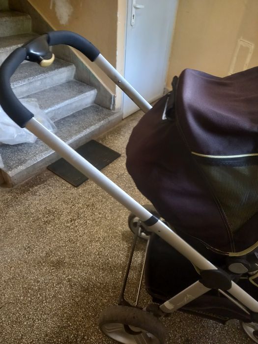 Детска количка Кангаро