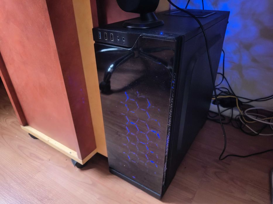 PC Gaming - I5 10500 - 32GB Ram - Nvidia 1080 - 8GB - 1.5Terra+Monitor