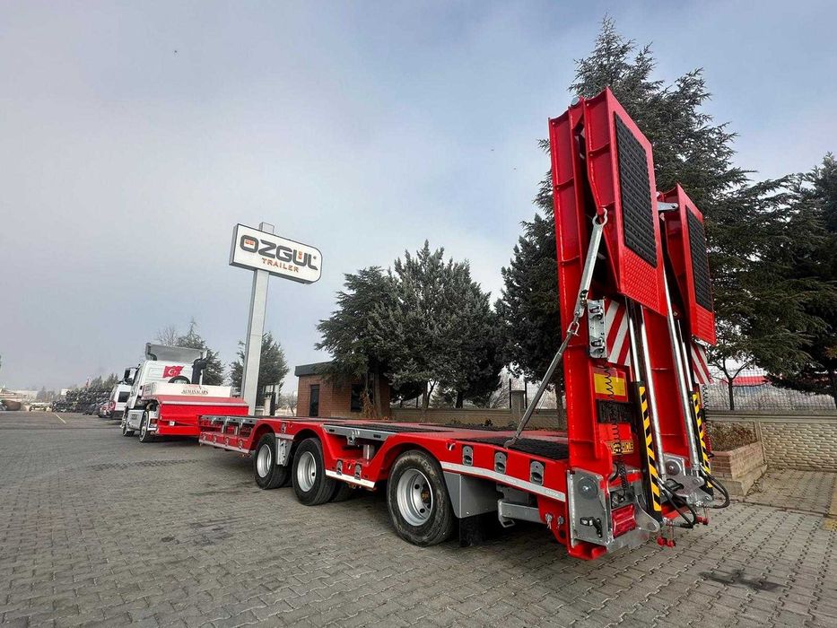 Trailer 3 Axe Extensibil cu Alveole