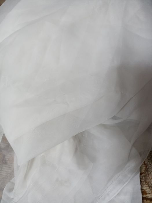 Продам тюль на кухню