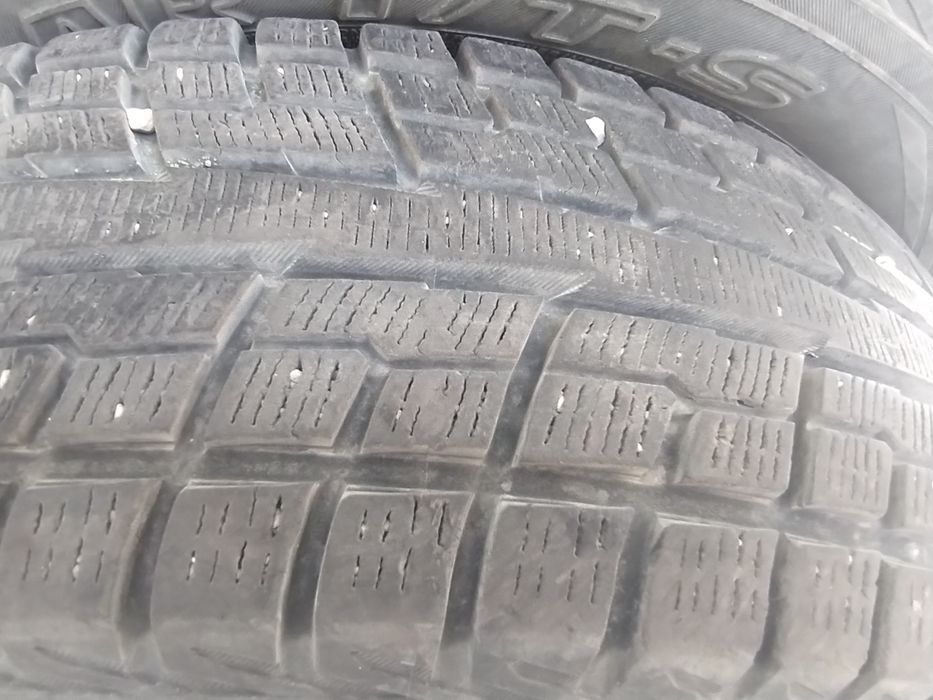 215/65R16 YOKOHAMA зимни гуми за 4х4