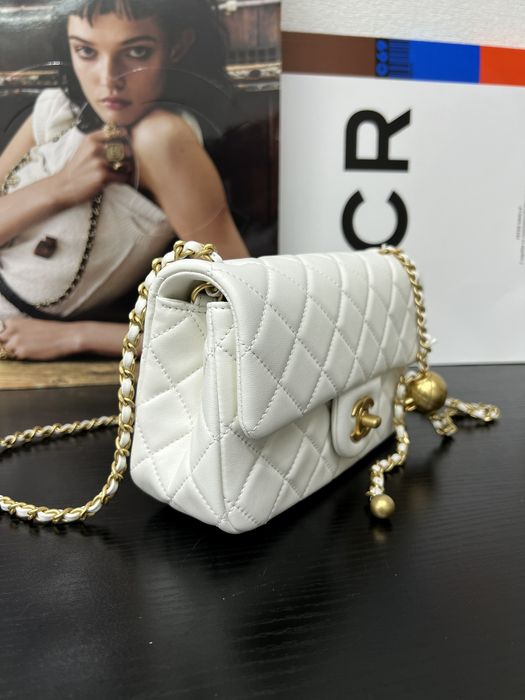 Geanta Chanel classic 20cm, alb, Premium