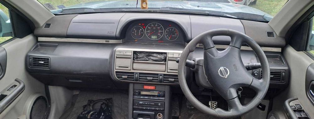 NISSAN X-TRAIL 2.5I 165к.с