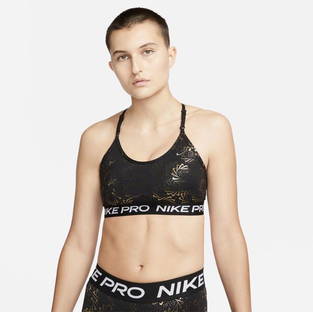 Клин и бюстие Nike Pro