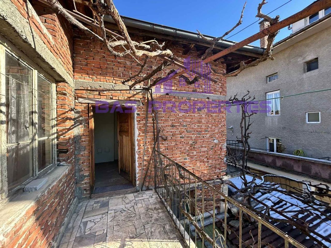 Продава се Къща в Гоце Делчев - 170 кв.м за 1295 €/кв.м - Снимка #2