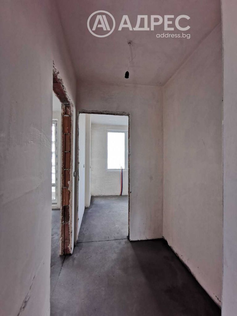 Продава се Тристаен апартамент в Русе, Алеи Възраждане - 83 кв.м за 1493 €/кв.м - Снимка #6