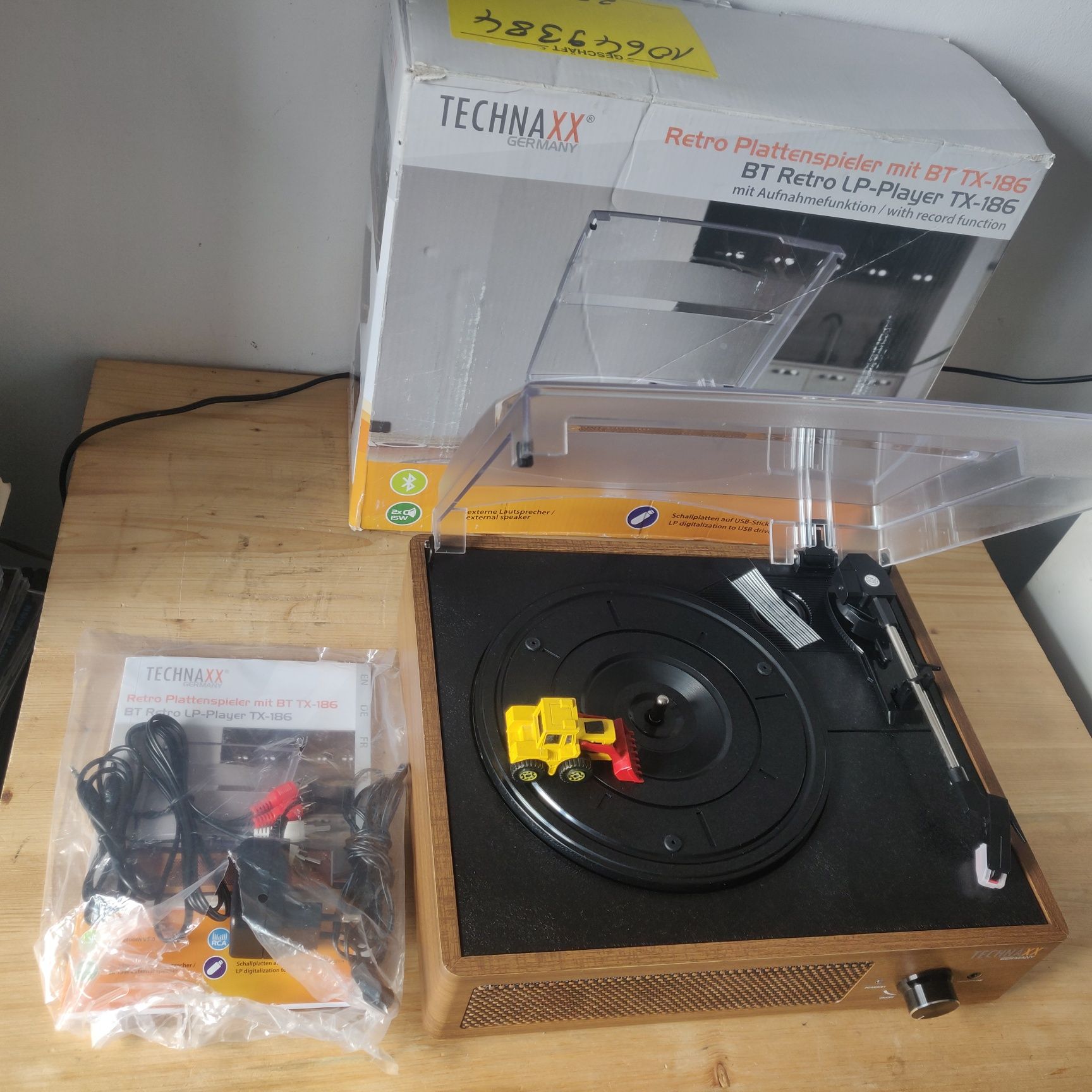 Pick up/amplificator/boxe/bluetooth/Technaxx-BT-LP TX-186