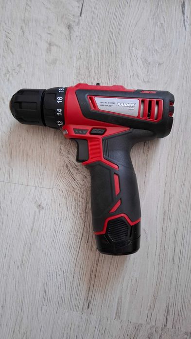 Акумулаторна бормашина RAIDER RD-CDL09T