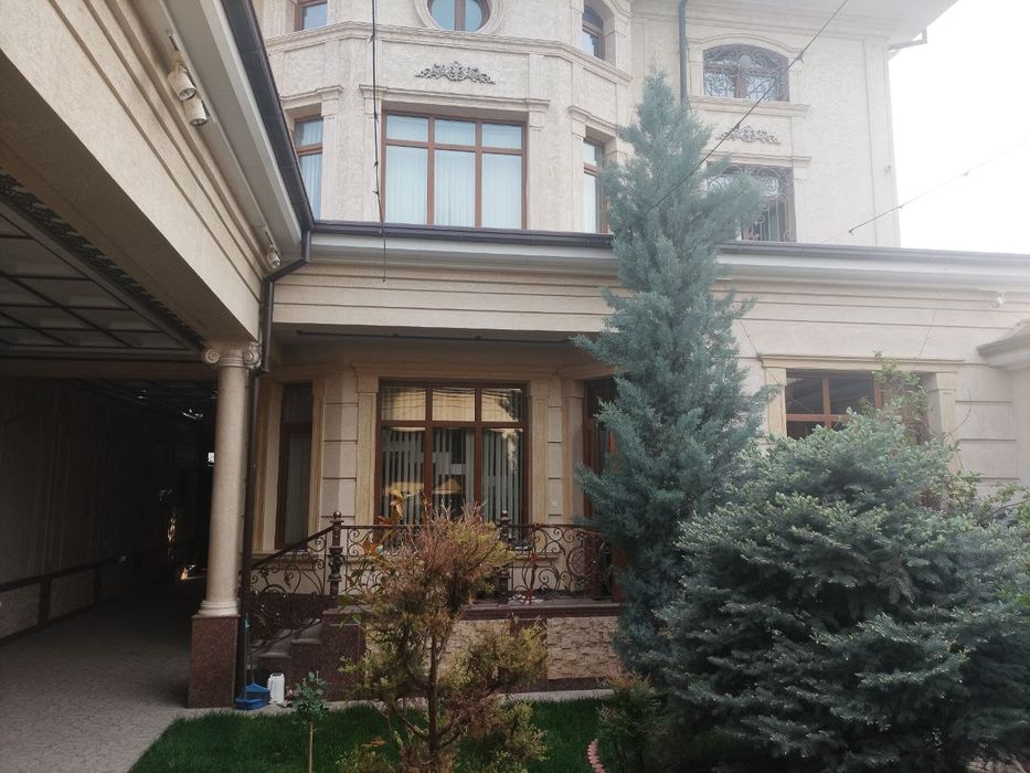 Аренда Домбиробрт! 4 сот, 6 комнат, 4 сан узла, с мебелью техника.