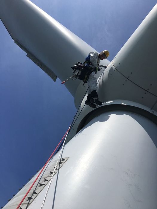 Alpinism utilitar lucrări la inaltime fara schela