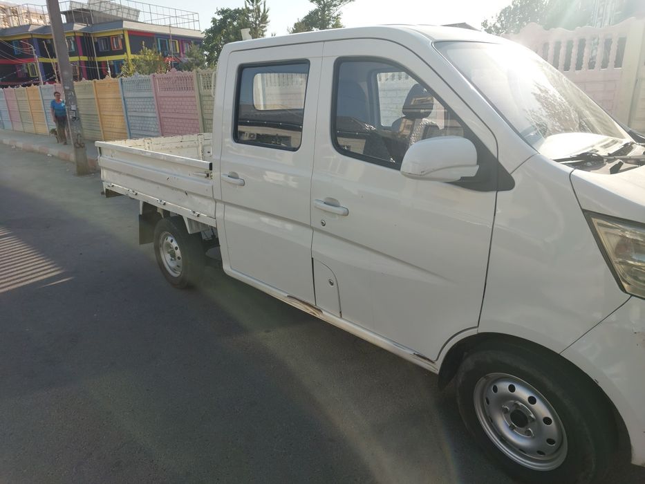 Changan gruzavoy pikab